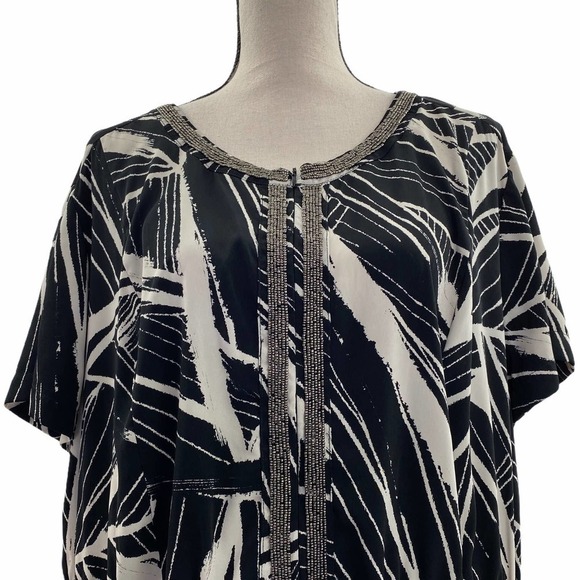 ALFANI Woman Printed Mini Shift Dress Size 24W - Picture 2 of 14